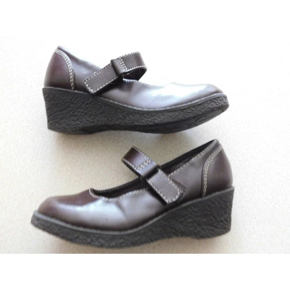 AIRWALK Girls Hook & Loop Closure Dress Up Shoes Brown Size 10